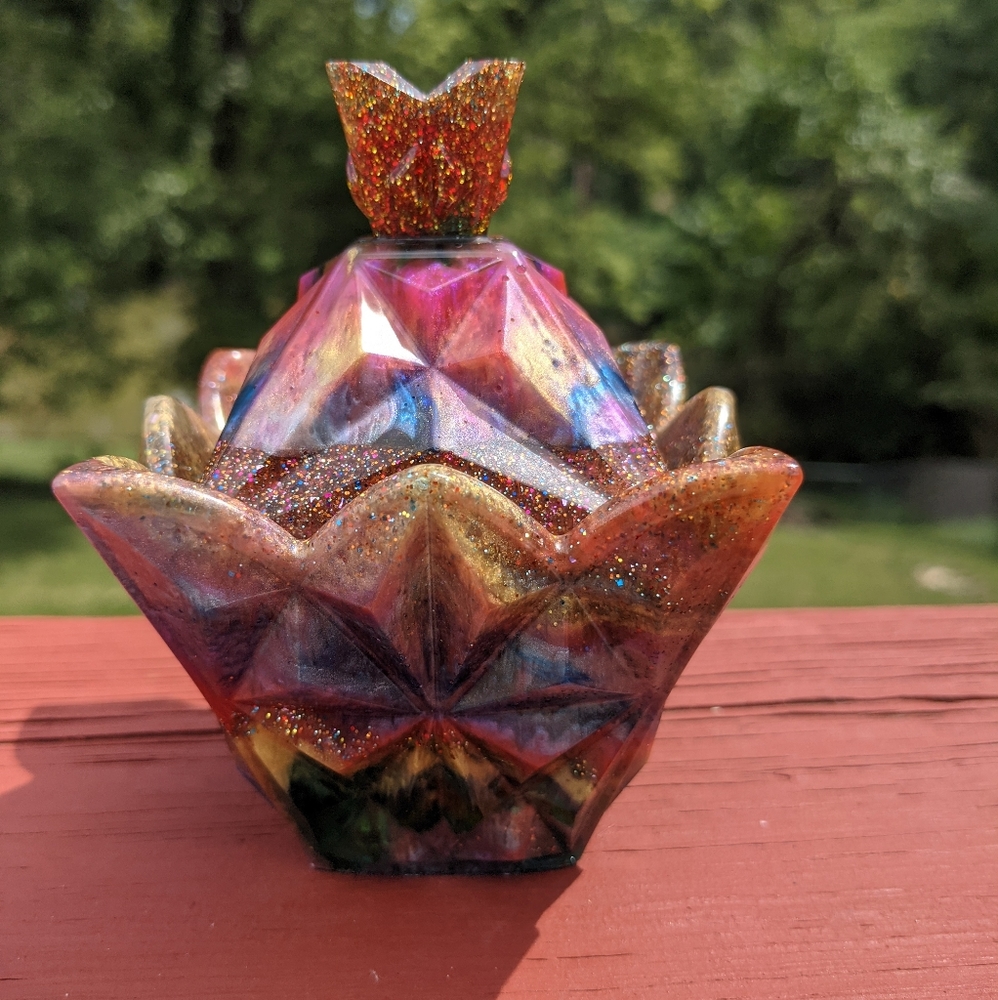 💕 SOLD 💕Cute Rainbow Glitter Box & Lid Resin Art Handmade Artisan Gift